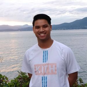 Meet your Posher, Dustin